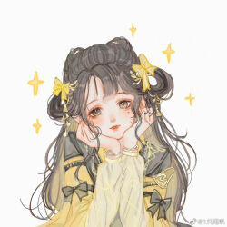 Rule 34 | 1 zhi wei ba, 1girl, black bow, blunt bangs, bow, brown hair, chinese clothes, chinese commentary, closed mouth, commentary request, double bun, eyelashes, hair bow, hair bun, hair ornament, hair rings, hands on own face, hanfu, head tilt, layered sleeves, light blush, light smile, lipstick, long hair, makeup, mole, mole under eye, original, red lips, shoulder pads, simple background, sleeve bow, solo, sparkle, straight-on, upper body, weibo watermark, white background, yellow bow, yellow eyes, yellow hanfu