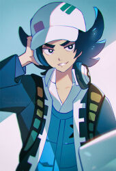 Rule 34 | 1boy, bad id, bad pixiv id, baseball cap, black eyes, black hair, blue vest, blurry, bright pupils, collared shirt, commentary, computer, creatures (company), game freak, giacomo (pokemon), grin, hand up, hat, headphones, jacket, laptop, long sleeves, lu (sa17 71), male focus, nintendo, open clothes, open jacket, pointy hair, pokemon, pokemon sv, shirt, smile, solo, strap, team star, thick eyebrows, vest, white hat, white pupils, white shirt