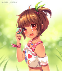 Rule 34 | 1girl, absurdres, brown eyes, brown hair, child, chocolate, crop top, food, food on face, hair bobbles, hair ornament, highres, jewelry, leaf, midriff, navel, necklace, short hair, side ponytail, smile, solo, tianyu yala xi, tuminiakira, valentine