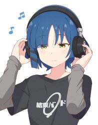 1girl absurdres adjusting_headphones beamed_eighth_notes black_shirt blue_hair blush bocchi_the_rock! commentary_request eighth_note grey_shirt hair_ornament hair_over_one_eye hairpin hands_up headphones highres layered_sleeves listening_to_music long_sleeves looking_down medium_hair mimori_(mimori_05) mole mole_under_eye musical_note official_alternate_costume print_shirt shirt short_over_long_sleeves short_sleeves sidelocks simple_background smile solo t-shirt upper_body white_background yamada_ryo yellow_eyes