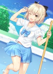 Rule 34 | 1girl, ;d, ahoge, alternate costume, arm up, bad id, bad pixiv id, barefoot, blonde hair, blue bow, blue bowtie, blue skirt, blue sky, blurry, blush, bow, bowtie, breasts, broom, chain-link fence, cloud, collarbone, commentary request, contemporary, day, depth of field, dutch angle, fate/grand order, fate (series), fence, hair between eyes, hair bow, highres, holding, holding broom, leg lift, looking at viewer, okita souji (fate), okita souji (koha-ace), one eye closed, open mouth, outdoors, pleated skirt, pool, sailor collar, school uniform, serafuku, shino skk, short sleeves, skirt, sky, small breasts, smile, solo, standing, standing on one leg, water drop, wet, wet clothes, white sailor collar, yellow eyes