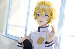 Rule 34 | 1boy, backlighting, badge, bass clef, blonde hair, blue eyes, book, commentary request, executive student council (module), formal, hand up, holding, holding book, indoors, kagamine len, looking at viewer, male focus, nokuhashi, open mouth, project diva (series), school uniform, smile, suit, uniform, vocaloid, waving, white suit, window