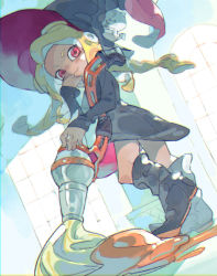 Rule 34 | 1girl, black dress, black footwear, black hat, blonde hair, blue sky, blush, boots, cat, closed mouth, cloud, cloudy sky, commentary request, dress, from side, hat, heel up, highres, holding, holding weapon, inkbrush (splatoon), li&#039;l judd (splatoon), light blush, long hair, long sleeves, looking at viewer, looking back, nintendo, octoling, octoling girl, octoling player character, outdoors, paint splatter, pointy ears, red eyes, short dress, sky, smile, solo, splatoon (series), splatoon 2, standing, taroji, tentacle hair, weapon, witch hat