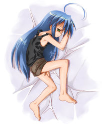 Rule 34 | 00s, 1girl, ahoge, bare shoulders, barefoot, from above, full body, green eyes, izumi konata, long hair, looking at viewer, lucky star, lying, on side, profile, shorts, sleeveless, solo, tank top, thighs, umekichi, very long hair