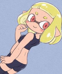 Rule 34 | 1girl, ass, bare arms, bare shoulders, bike shorts, black shorts, black sports bra, black thighhighs, blonde hair, blue background, breasts, butt crack, closed mouth, cowboy shot, dimples of venus, dutch angle, hand up, highres, ikaheigen, inkling, inkling girl, inkling player character, legs together, looking to the side, nintendo, pointy ears, red eyes, red pupils, short hair, shorts, small breasts, smile, solo, splatoon (series), sports bra, suction cups, tentacle hair, thighhighs, zettai ryouiki
