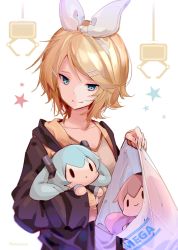Rule 34 | 1girl, :&gt;, bag, blonde hair, blue hair, bow, brand name imitation, casual, character doll, collarbone, commentary, crane game, doll, hair bow, hair ornament, hairband, hairclip, hatsune miku, highres, holding, holding bag, holding doll, jacket, kagamine rin, looking down, megurine luka, pink hair, short hair, smile, solid oval eyes, star (symbol), stuffed toy, twintails, upper body, vocaloid, wanaxtuco, white background, white bow