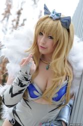 Rule 34 | 1girl, armor, blonde hair, blue eyes, breasts, cleavage, cosplay, elina (cosplay), elina (queen&#039;s blade), hairband, jewelry, k-a-n-a, large breasts, long hair, photo (medium), queen&#039;s blade, solo
