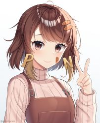 Rule 34 | 1girl, ahoge, artist name, beige sweater, blush, bread hair ornament, breasts, brown eyes, brown hair, brown overalls, character request, closed mouth, commentary, english commentary, hair ornament, highres, letter hair ornament, lips, long hair, medium breasts, original, overalls, ribbed sweater, rynzfrancis, short hair, simple background, smile, solo, sweater, swept bangs, turtleneck, turtleneck sweater, upper body, v, virtual youtuber, white background
