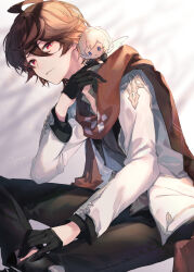 Rule 34 | 2boys, ahoge, angel wings, arm up, black gloves, blue eyes, brown hair, brown scarf, chibi, chibi on shoulder, commentary, cropped legs, crossed legs, endend (shinia), english commentary, gloves, granblue fantasy, hair between eyes, jacket, looking at viewer, lucifer (shingeki no bahamut), male focus, messy hair, multiple boys, open clothes, open jacket, parted lips, red eyes, sandalphon (granblue fantasy), sandalphon (server of a sublime brew) (granblue fantasy), scarf, short hair, solo focus, white hair, white jacket, white wings, wings