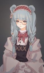 Rule 34 | 1girl, animal ears, arknights, bear ears, black dress, blue eyes, blue hair, chinese commentary, commentary request, dress, flower, grey background, grey jacket, hair flower, hair ornament, hairband, highres, istina (arknights), istina (bibliosmia) (arknights), jacket, long hair, long sleeves, monocle, official alternate costume, red hairband, simple background, solo, upper body, white flower, wide sleeves, ya kexi