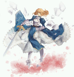 Rule 34 | 1girl, armor, artoria pendragon (all), artoria pendragon (fate), blonde hair, fate/stay night, fate (series), female focus, flower, gradient background, green eyes, hair down, plant, rose, saber (fate), sknana, solo, sword, weapon, white background