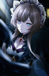 Rule 34 | 1girl, absurdres, blue eyes, blurry, blurry foreground, breasts, brooch, brown hair, cleavage, closed mouth, coat, expressionless, frilled hairband, frills, fur-trimmed coat, fur trim, genshin impact, hairband, headdress, highres, jewelry, looking at viewer, nisikm, sandrone (genshin impact), short hair with long locks, solo, swept bangs, upper body