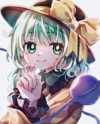 Rule 34 | 1girl, black hat, bow, closed mouth, commentary, green eyes, green hair, grey background, hat, hat bow, highres, komeiji koishi, long sleeves, looking at viewer, medium hair, simple background, smile, solo, tarutsu, third eye, touhou, yellow bow
