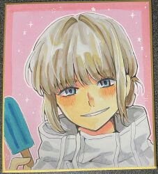 Rule 34 | 1boy, blue eyes, blush, fate/grand order, fate (series), food, head tilt, highres, holding, holding food, holding ice cream, honchu, ice cream, looking at viewer, male focus, marker (medium), medium hair, oberon (fate), official alternate costume, photo (medium), pink background, portrait, shikishi, sidelocks, smile, solo, sparkle background, traditional media