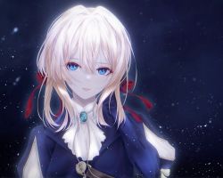 Rule 34 | 1girl, blonde hair, blue background, blue eyes, bow, hair between eyes, hair bow, highres, long hair, looking at viewer, parted lips, red bow, rika mayuzumi, solo, upper body, violet evergarden, violet evergarden (series)