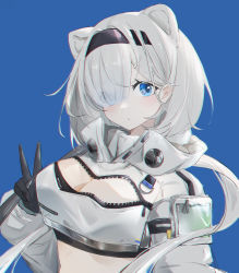 Rule 34 | 1girl, absurdres, animal ears, arknights, aurora (arknights), bear ears, black gloves, black hairband, blue background, blue eyes, blush, breasts, chinese commentary, cleavage, cleavage cutout, clothing cutout, commentary, crop top, cropped jacket, eyes visible through hair, gloves, hair over one eye, hairband, hand up, highres, jacket, large breasts, long hair, long sleeves, looking at viewer, midriff, sanqianqianqianqian w, solo, upper body, v, very long hair, white hair, white jacket