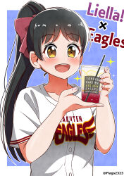 Rule 34 | 1girl, absurdres, baseball jersey, blue background, blush, border, collarbone, commentary request, cup, drink, drinking straw, group name, hazuki ren, high ponytail, highres, holding, holding cup, holding drink, long hair, looking at viewer, love live!, love live! superstar!!, nippon professional baseball, open mouth, outside border, pakudehon, parted bangs, ponytail, shirt, short sleeves, solo, sparkle, standing, teeth, touhoku rakuten golden eagles, twitter username, upper body, upper teeth only, white border, white shirt, yellow eyes