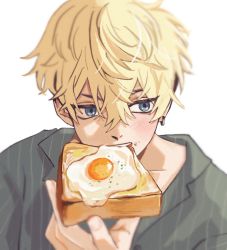 Rule 34 | 1boy, black shirt, blonde hair, blue eyes, blush, bread slice, ch2rry jar, commentary, earrings, eating, egg (food), food, fried egg, fried egg on toast, hair between eyes, highres, holding, holding food, jewelry, korean commentary, male focus, matsuno chifuyu, shirt, short hair, simple background, single earring, solo, toast, tokyo revengers, upper body, white background