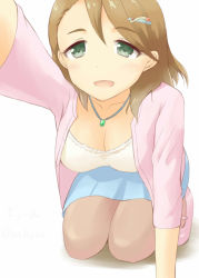 Rule 34 | 10s, 1girl, blue skirt, breasts, brown hair, cleavage, commentary request, dune (artist), green eyes, hair ornament, hairclip, idolmaster, idolmaster cinderella girls, jewelry, large breasts, necklace, out of frame, pantyhose, simple background, skirt, solo, white background, yanagi kiyora