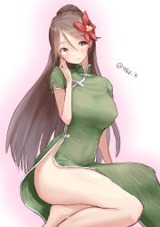 1girl alternate_costume amagi_(kancolle) breasts brown_eyes brown_hair china_dress chinese_clothes commentary_request dress feet_out_of_frame green_dress hair_between_eyes hair_ornament highres kantai_collection leaf leaf_hair_ornament long_hair loose_hair_strand maple_leaf medium_breasts ponytail side_slit solo tetsukuzu_(yajirushi_shita) twitter_username very_long_hair wide_ponytail