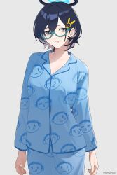 Rule 34 | 1girl, absurdres, doodle sensei (blue archive), blue archive, blue hair, chihiro (blue archive), futsukayoi, glasses, green-framed eyewear, green eyes, grey background, hair ornament, hairpin, highres, looking at viewer, sensei (blue archive), short hair, simple background, solo