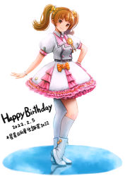 Rule 34 | 1girl, 2022, asymmetrical legwear, birthday, blush, boots, brown eyes, brown hair, commentary request, dated, eyelashes, gems company, hair ornament, happy, happy birthday, highres, hoshina hinaka, kneehighs, looking at viewer, medium hair, necktie, puffy short sleeves, puffy sleeves, shirono, short sleeves, sinoalice, skirt, smile, socks, solo, standing, thighhighs, translation request, twintails, virtual youtuber, white footwear, white skirt