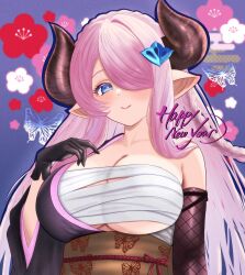 1girl asymmetrical_gloves bandaged_chest bandages bare_shoulders black_gloves blue_eyes braid breasts cleavage draph gloves granblue_fantasy hair_over_one_eye happy_new_year highres hilda_sakura horns long_hair looking_at_viewer naked_bandage narmaya_(granblue_fantasy) narmaya_(visions_of_butterflies)_(granblue_fantasy) new_year pink_hair pointy_ears smile solo