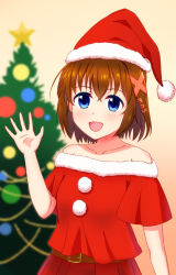 Rule 34 | 1girl, bare shoulders, belt, blue eyes, blurry, blurry background, blush, brown belt, brown hair, christmas, christmas ornaments, christmas tree, commentary, english text, fur-trimmed shirt, fur trim, hair ornament, hat, headwear writing, highres, looking at viewer, lyrical nanoha, mahou shoujo lyrical nanoha, mahou shoujo lyrical nanoha a&#039;s, off-shoulder shirt, off shoulder, open mouth, pleated skirt, red hat, red skirt, santa costume, santa hat, shin (ustir7), shirt, short sleeves, skirt, smile, solo, standing, star ornament, upper body, waving, x hair ornament, yagami hayate