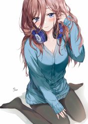 Rule 34 | 1girl, black pantyhose, blue cardigan, blue eyes, blush, breasts, brown hair, cardigan, cleavage, closed mouth, commentary request, go-toubun no hanayome, hair between eyes, hand up, headphones, headphones around neck, highres, long hair, long sleeves, looking at viewer, medium breasts, nakano miku, no shoes, pantyhose, saya (mychristian2), shadow, sitting, sleeves past wrists, solo, very long hair, wariza, white background