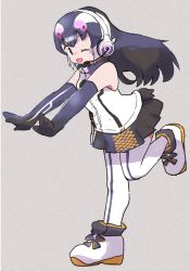 Rule 34 | african penguin (kemono friends), black eyes, black hair, gloves, highres, kemono friends, kemono friends v project, naka (buttergirl 02), shoes, simple background, skirt, tail, virtual youtuber