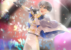 Rule 34 | 10s, 1boy, black gloves, black hair, blue flower, blue rose, capelet, confetti, flower, fuyumi jun, gloves, glowstick, grey eyes, idol, idolmaster, idolmaster side-m, male focus, microphone, open mouth, outstretched arm, rose, smile, solo, spotlight, teuyu, upper body