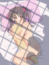Rule 34 | 1girl, brown eyes, brown hair, hair ornament, hairclip, highres, looking at viewer, multicolored hair, navel, nude, on bed, onii-chan wa oshimai!, oyama mihari, pillow, pink hair, smile, solo, stuffed animal, stuffed toy, twintails, two-tone hair, unkimo