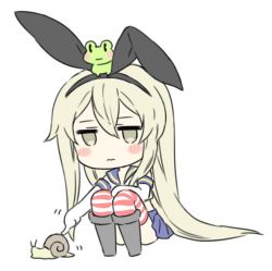 Rule 34 | 1girl, 2others, animal, animal on head, bad id, bad twitter id, blonde hair, blue sailor collar, blue skirt, commentary request, crop top, elbow gloves, frog, frog on head, gloves, grey eyes, kantai collection, long hair, microskirt, miniskirt, multiple others, on head, pleated skirt, sailor collar, shimakaze (kancolle), shiosoda, simple background, skirt, snail, solo, squatting, striped clothes, striped thighhighs, thighhighs, white background, white gloves