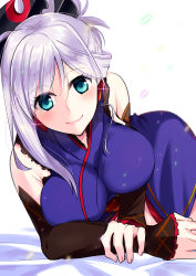 Rule 34 | 1girl, asymmetrical hair, bare shoulders, bed, blue eyes, blush, breasts, detached sleeves, earrings, fate/grand order, fate (series), hair ornament, japanese clothes, jewelry, kimono, long sleeves, looking at viewer, lying, miyamoto musashi (fate), miyamoto musashi (first ascension) (fate), nauchi, on side, ponytail, silver hair, simple background, smile, solo