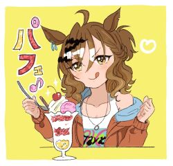 Rule 34 | 1girl, ahoge, animal ears, blush, brown hair, clenched hand, closed mouth, commentary, eighth note, food, heart, holding, holding spoon, horse ears, ice cream, inaho soji, jacket, jewelry, jungle pocket (umamusume), medium hair, musical note, necklace, notched ear, off shoulder, orange jacket, single bare shoulder, smile, solo, sparkling eyes, spoon, sundae, tank top, tongue, tongue out, umamusume, v-shaped eyebrows, yellow background, yellow eyes