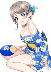 Rule 34 | 10s, 1girl, alternate hairstyle, bare shoulders, blue eyes, blue kimono, blush, breasts, cleavage, collarbone, flower, grey hair, hair between eyes, hair flower, hair ornament, hand fan, japanese clothes, kimono, legs, looking at viewer, love live!, love live! school idol festival, love live! sunshine!!, medium breasts, sankuro (agoitei), short hair, simple background, sitting, solo, sweat, watanabe you, white background, yukata