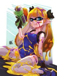 Rule 34 | 1girl, blonde hair, blue eyes, competition swimsuit, ermao wu, full body, highres, holding, holding weapon, ink, inkling, inkling girl, inkling player character, kneeling, nintendo, one-piece swimsuit, pointy ears, shoes, sneakers, splatoon (series), suggestive, swimsuit, thighhighs, weapon, white thighhighs