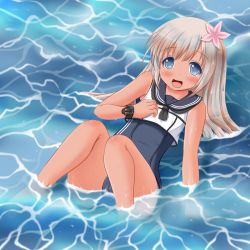 Rule 34 | 10s, 1girl, bare shoulders, blonde hair, blue eyes, blue one-piece swimsuit, bracelet, flower, hair flower, hair ornament, hibiscus, jewelry, kantai collection, long hair, looking at viewer, neckerchief, one-piece swimsuit, open mouth, partially submerged, riku (rikkuru), ro-500 (kancolle), smile, solo, swimsuit, swimsuit under clothes, tan, water