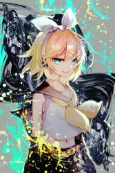 Rule 34 | 1girl, arm warmers, bare shoulders, black collar, black shorts, black sleeves, blonde hair, blue eyes, bow, collar, commentary, cowboy shot, crop top, dated, detached sleeves, glowing, glowing eyes, grey background, hair bow, hair ornament, hairclip, headphones, kagamine rin, light smile, looking at viewer, midriff, mirimo, navel, neckerchief, open mouth, sailor collar, school uniform, shirt, short hair, short shorts, shorts, signature, sleeveless, sleeveless shirt, solo, splatter, vocaloid, white bow, white shirt, yellow neckerchief