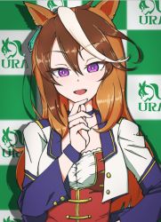 Rule 34 | 1girl, bright pupils, brown hair, choker, cropped jacket, desuchi, earrings, female focus, hand on own chin, highres, jacket, jewelry, long hair, looking at viewer, multicolored hair, open mouth, orange hair, purple eyes, shadow, single earring, sofmap background, solo, starting future (umamusume), step and repeat, stroking own chin, symboli rudolf (umamusume), umamusume, upper body, vest, white jacket, white pupils