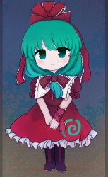Rule 34 | 1girl, black footwear, blue background, boots, bow, brown bow, brown dress, brown sleeves, closed mouth, collar, collared dress, dress, floral background, flower, gradient background, gradient clothes, green eyes, green hair, hair between eyes, hair bow, highres, kagiyama hina, looking at viewer, medium hair, puffy short sleeves, puffy sleeves, red bow, red dress, rei (tonbo0430), short sleeves, smile, solo, standing, touhou, yellow background, yellow flower