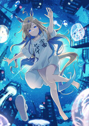 Rule 34 | 1girl, alternate costume, animal ears, bare legs, barefoot, blonde hair, blue eyes, breasts, building, cityscape, closed mouth, commentary request, expressionless, full body, highres, horse ears, horse girl, horse tail, jellyfish, looking at viewer, multicolored hair, murasaki himuro, neo universe (umamusume), sky, small breasts, star (sky), starry sky, tail, translation request, two-tone hair, umamusume