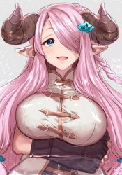 Rule 34 | 10s, 1girl, blue eyes, blush, breast hold, breasts, crossed arms, draph, fingerless gloves, gloves, granblue fantasy, grey background, hair ornament, hair over one eye, horns, large breasts, long hair, nanaki awa, narmaya (granblue fantasy), open mouth, pink hair, pointy ears, signature, smile, solo, white gloves