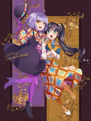 2girls :d arm_up black_footwear black_hair black_hat blue_eyes bow bowtie commentary full_body gloves hands_up hat high_heels holding long_sleeves mizu_(47ssn) multicolored_bow multicolored_bowtie multiple_girls open_mouth orange_gloves purple_gloves purple_hair ruri_(tasokare_hotel) simple_background smile sweatdrop symbol-only_commentary tasokare_hotel tsukahara_neko white_footwear yellow_eyes