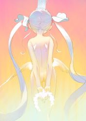 Rule 34 | 1girl, angel, angel wings, ass, bow, completely nude, cropped legs, crown, feathered wings, from behind, gradient background, hair bow, highres, holding, holding wreath, kaede (shijie heping), long hair, low wings, multiple wings, nude, original, own hands together, sidelocks, sketch, solo, thigh gap, twintails, very long hair, white hair, white wings, wings, wreath