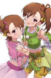 Rule 34 | 2girls, :d, absurdres, brown hair, commentary request, detached sleeves, double v, futami ami, futami mami, green sleeves, highres, idolmaster, idolmaster (classic), idolmaster million live!, idolmaster million live! theater days, looking at viewer, midriff, multiple girls, open mouth, pink sleeves, red eyes, shuucream (syuichi), siblings, side ponytail, simple background, sisters, smile, standing, twins, v, white background