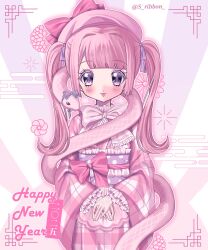 1girl 2025 beret blunt_bangs blush bow frilled_sleeves frills hair_bow happy_new_year hat highres japanese_clothes kimono lolita_fashion new_year obi original pink_hair pink_kimono ribbon sash snake twintails wa_lolita yuni_(s_ribbon)