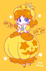 Rule 34 | 1girl, blue eyes, blush, brooch, brown hair, candy wrapper, clenched hands, closed mouth, colored skin, crown, dated, dress, earrings, eyelashes, flipped hair, flower (symbol), flower earrings, full body, gloves, halloween costume, hands up, highres, jack-o&#039;-lantern print, jewelry, long dress, looking at viewer, mario (series), medium hair, nintendo, no nose, no socks, official alternate costume, orange background, orange dress, orange footwear, princess, princess daisy, print dress, print headwear, puffy short sleeves, puffy sleeves, short sleeves, smile, solo, standing, standing on one leg, teru suzu, white gloves, white skin, yellow dress