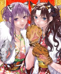 Rule 34 | 2girls, :d, alternate costume, animal ears, animal hands, black bow, blue eyes, blush, bow, brown hair, commentary, fangs, fate/stay night, fate (series), floral print, fur-trimmed kimono, fur trim, green kimono, hair bow, highres, japanese clothes, kimono, long hair, matou sakura, multiple girls, obi, open mouth, orange background, parted bangs, purple eyes, red background, red kimono, sash, seigaiha, shimatori (sanyyyy), smile, symbol-only commentary, tiger ears, tiger paws, tohsaka rin, twintails, upper body