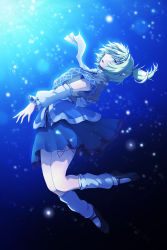 Rule 34 | 1girl, arm warmers, blonde hair, bubble, gradient background, green eyes, highres, isaki (gomi), leg warmers, looking at viewer, mizuhashi parsee, pointy ears, ponytail, profile, scarf, short hair, short sleeves, solo, sparkle, touhou, underwater, white scarf